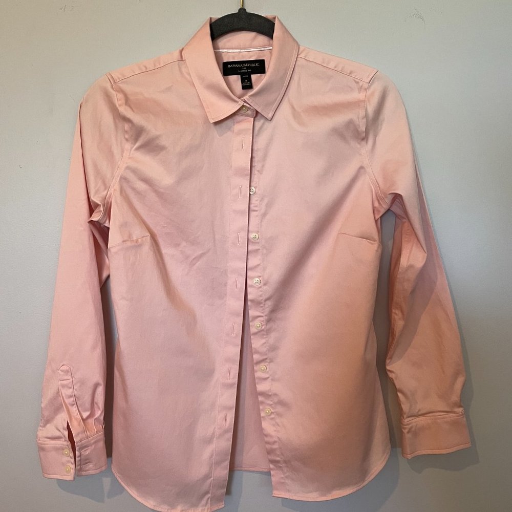 Banana Republic Tailored Non-Iron Light Pink Shirt - 4P